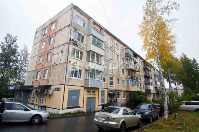 Купить четырехкомнатную квартиру недорого в Республике Карелия. Вариант № 2292955, 0, площадь - квм, цена 4400000 рублей