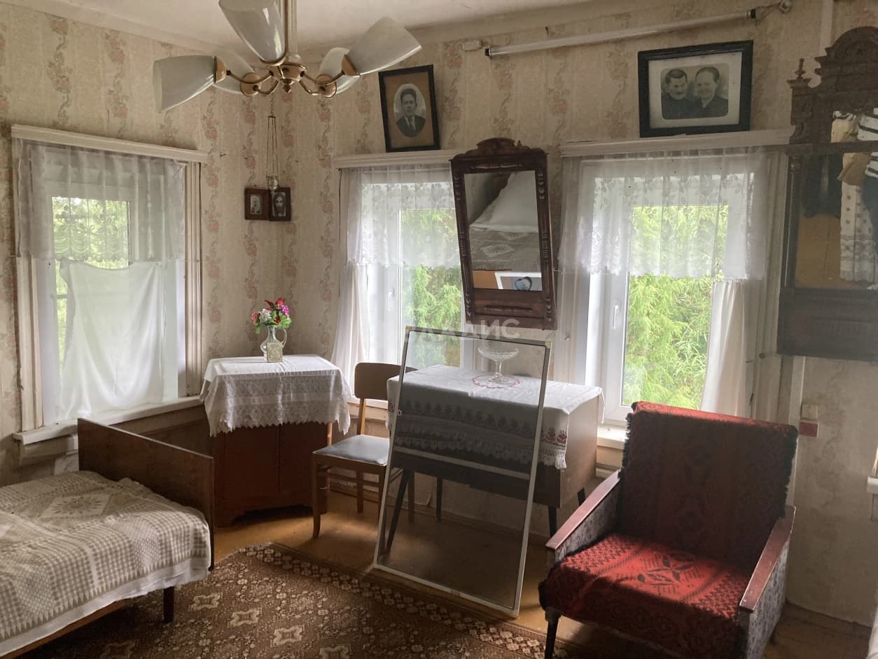Photo 8