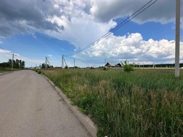 Купить земельный участок в Посёлоке Дубовом в Белгородском районе в Белгородской области. Вариант № 2325782, 0, площадь - квм, цена 2000000 рублей