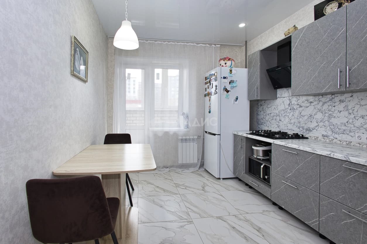 Photo 12