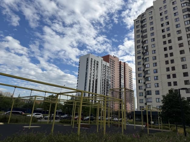 Купить квартиру рядом с метро в Москве. Вариант № 2234711, 1, площадь - квм, цена 21000000 рублей