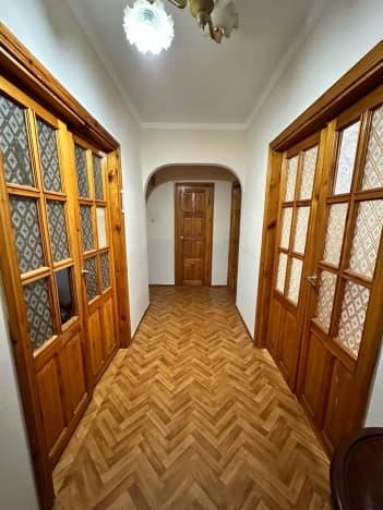 Купить квартиру с мебелью в Элисте. Вариант № 1079410, 0, площадь - квм, цена 5500000 рублей