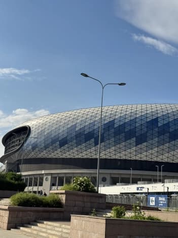 Снять квартиру у метро Рассказовка в Москве. Вариант № 2241755, 0, площадь - квм, цена 120000 рублей