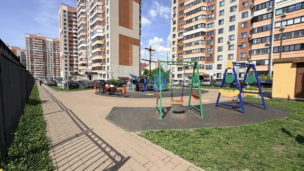 Photo 27