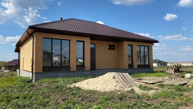 Купить дом в Микрорайоне Дубровка, Дубовское сельское поселение в Белгородской области. Вариант № 2162779, 1, площадь - квм, цена 8200000 рублей