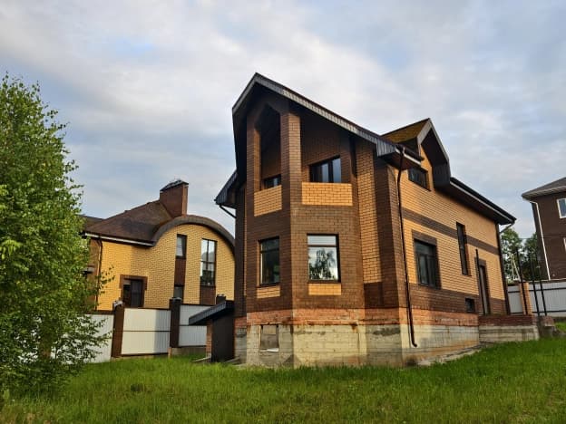 Купить дом в ЛПХ в Калужской области. Вариант № 2098132, 0, площадь - квм, цена 8499000 рублей