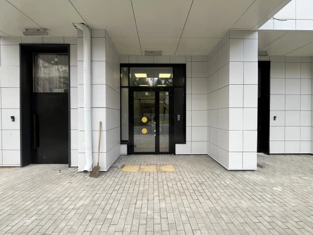 Купить однокомнатную квартиру на вторичке в районе Чертаново Южное в Москве. Вариант № 2289598, 1, площадь - квм, цена 13910000 рублей