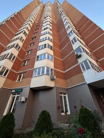 Купить квартиру рядом с метро на вторичке в районе Обручевский в Москве. Вариант № 2327864, 0, площадь - квм, цена 21600000 рублей