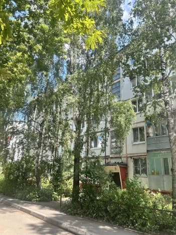 Купить трехкомнатную квартиру на улице Есенина в Брянске. Вариант № 2055744, 0, площадь - квм, цена 5600000 рублей