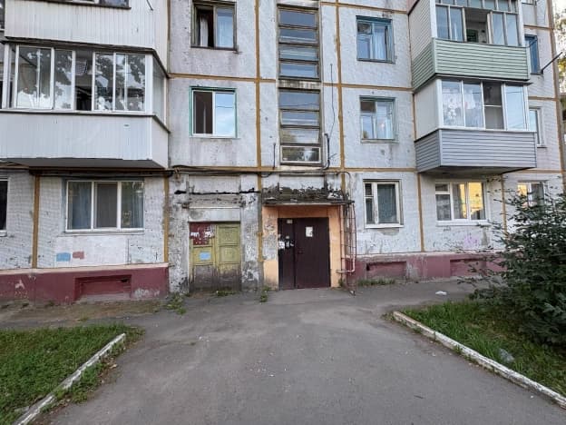 Купить комнату в Брянске. Вариант № 2303503, 0, площадь - квм, цена 1300000 рублей