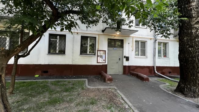 Купить однокомнатную квартиру площадью 30 кв.м на вторичке в Москве. Вариант № 2212250, 0, площадь - квм, цена 13500000 рублей