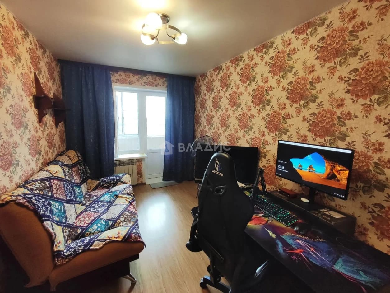 Photo 8