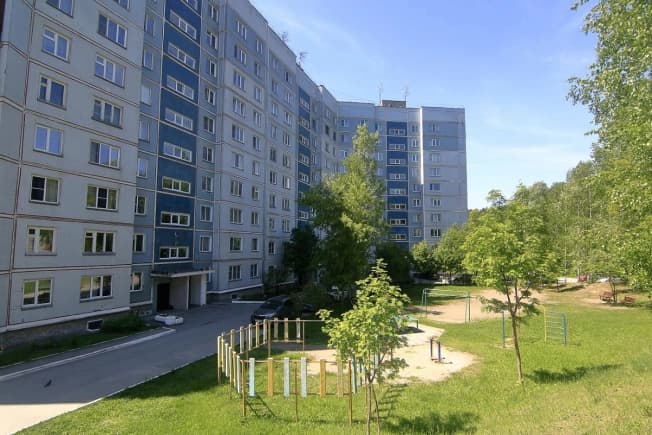 Купить однокомнатную квартиру с ремонтом на вторичке на улице Ясный Берег в Новосибирске. Вариант № 629332, 0, площадь - квм, цена 4200000 рублей
