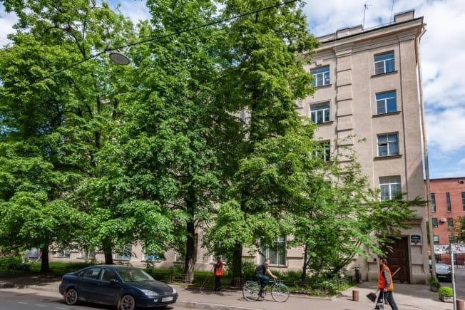 Купить комнату у метро Чкаловская в Санкт-Петербурге. Вариант № 2194234, 1, площадь - квм, цена 8500000 рублей