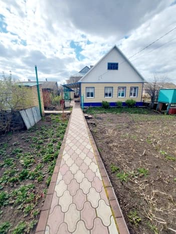Купить дом на улице Кооперативная в Октябрьском. Вариант № 2066861, 0, площадь - квм, цена 4700000 рублей