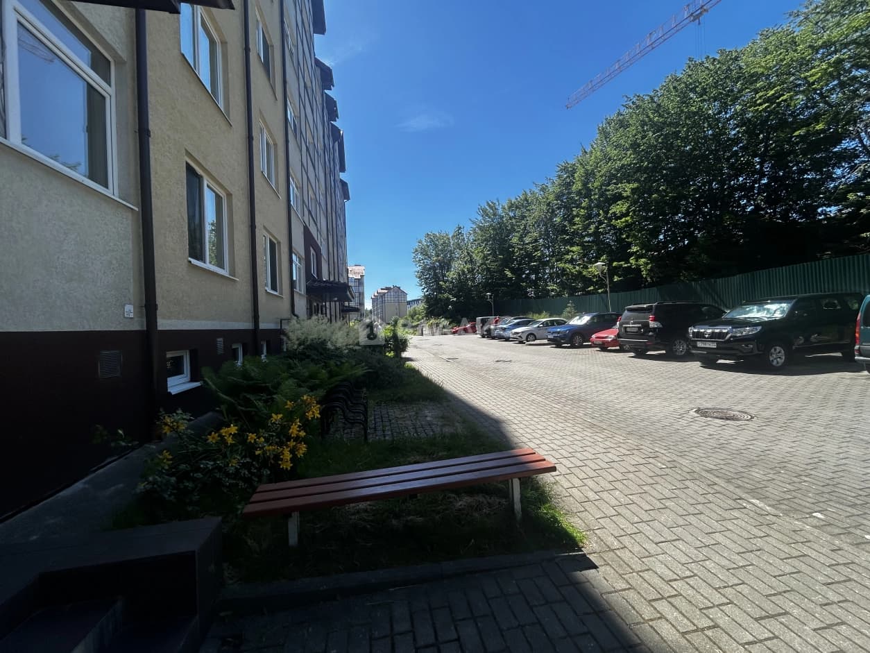 Photo 25