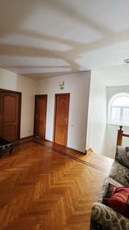 Купить квартиру у метро Чкаловская в Москве. Вариант № 2348015, 1, площадь - квм, цена 110000000 рублей