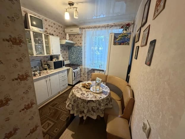 Купить квартиру в Ростовской области. Вариант № 2268046, 1, площадь - квм, цена 5850000 рублей