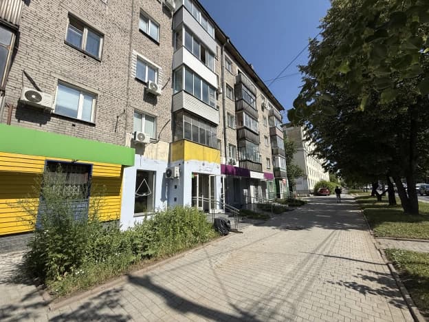 Снять торговые помещения на улице Абаканская в Новосибирске. Вариант № 2103445, 0, площадь - квм, цена 54400 рублей