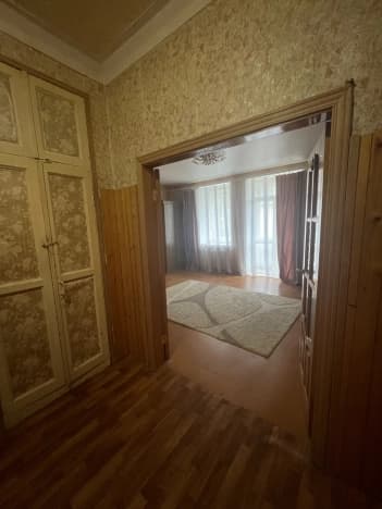 Купить трехкомнатную квартиру с мебелью в Щёкине. Вариант № 2360286, 0, площадь - квм, цена 3750000 рублей