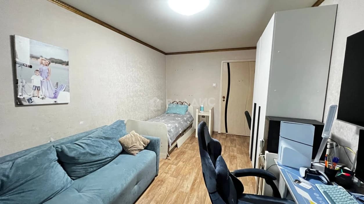 Photo 6
