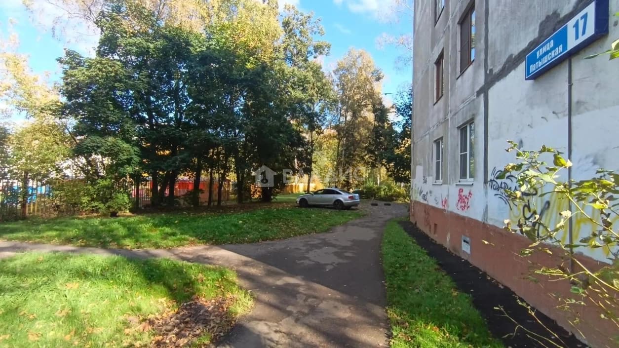 Photo 32