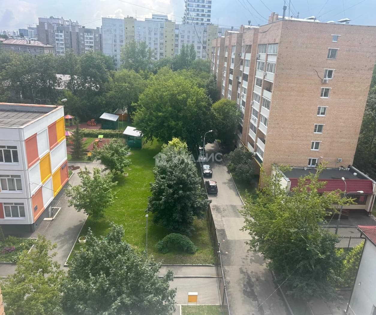 Photo 18