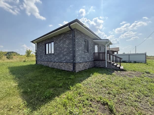 Купить дом на улице Луговая в Старом Осколе. Вариант № 2260926, 1, площадь - квм, цена 7300000 рублей