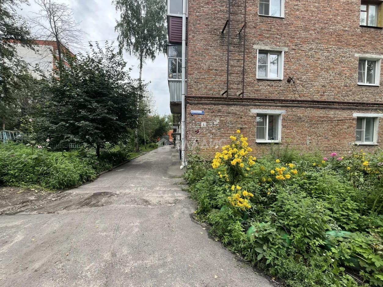 Photo 18