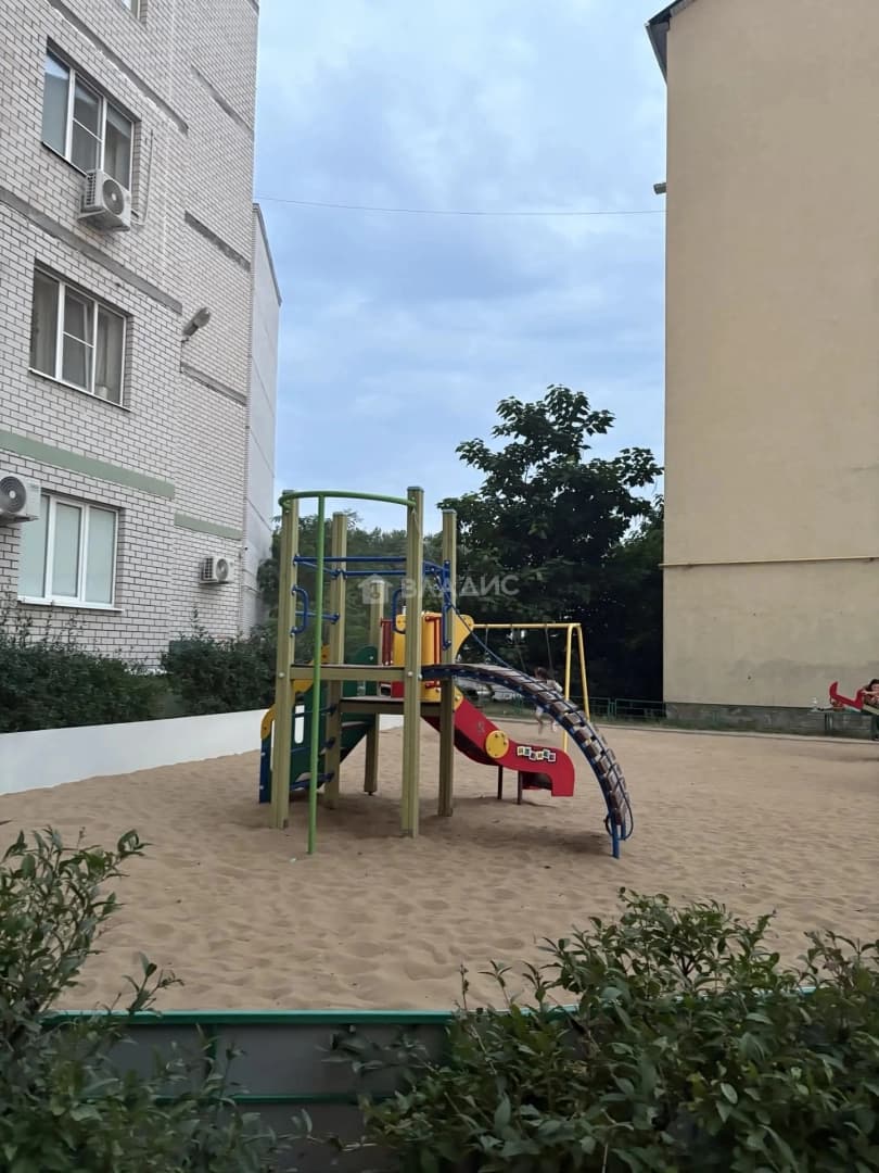 Photo 28