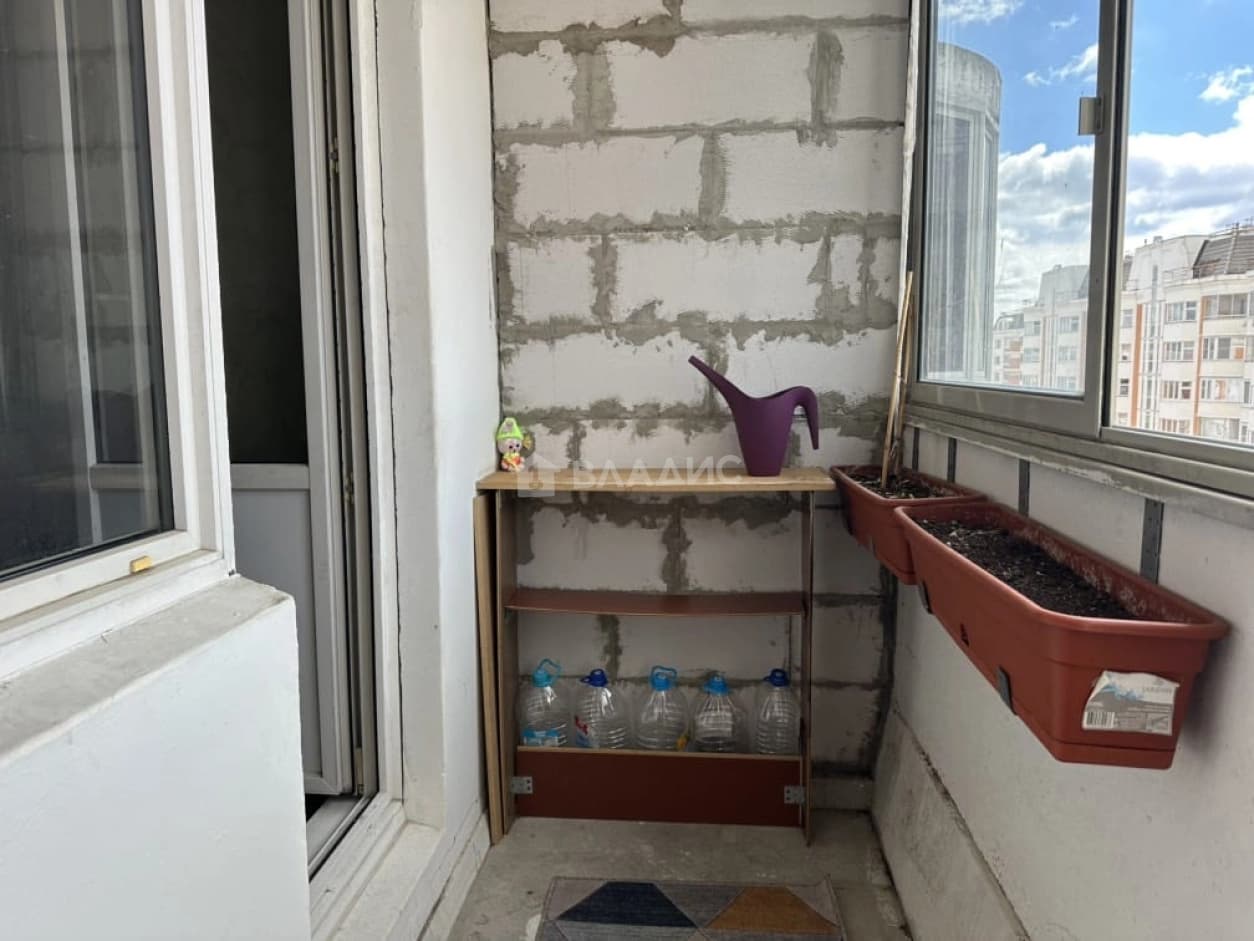 Photo 18