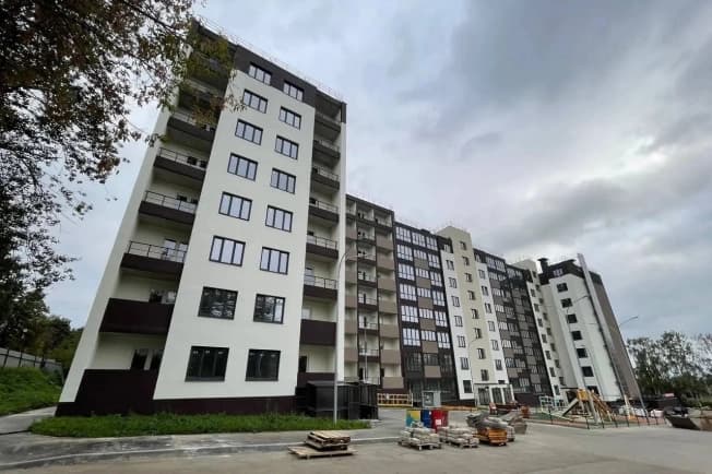 Купить двухкомнатную квартиру в ЖК Гвардейский в Владимире. Вариант № 2271049, 1, площадь - квм, цена 7730000 рублей