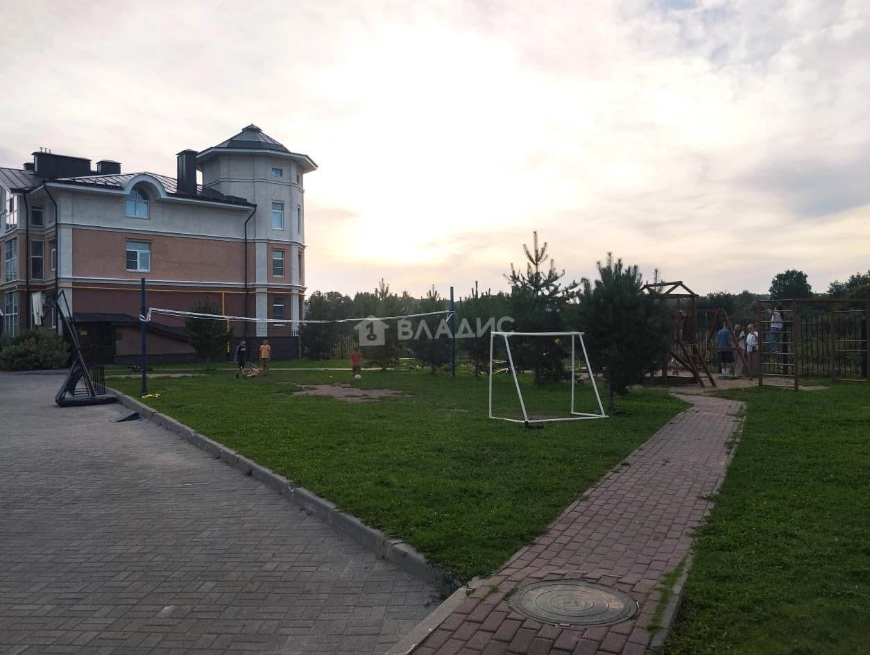 Photo 31