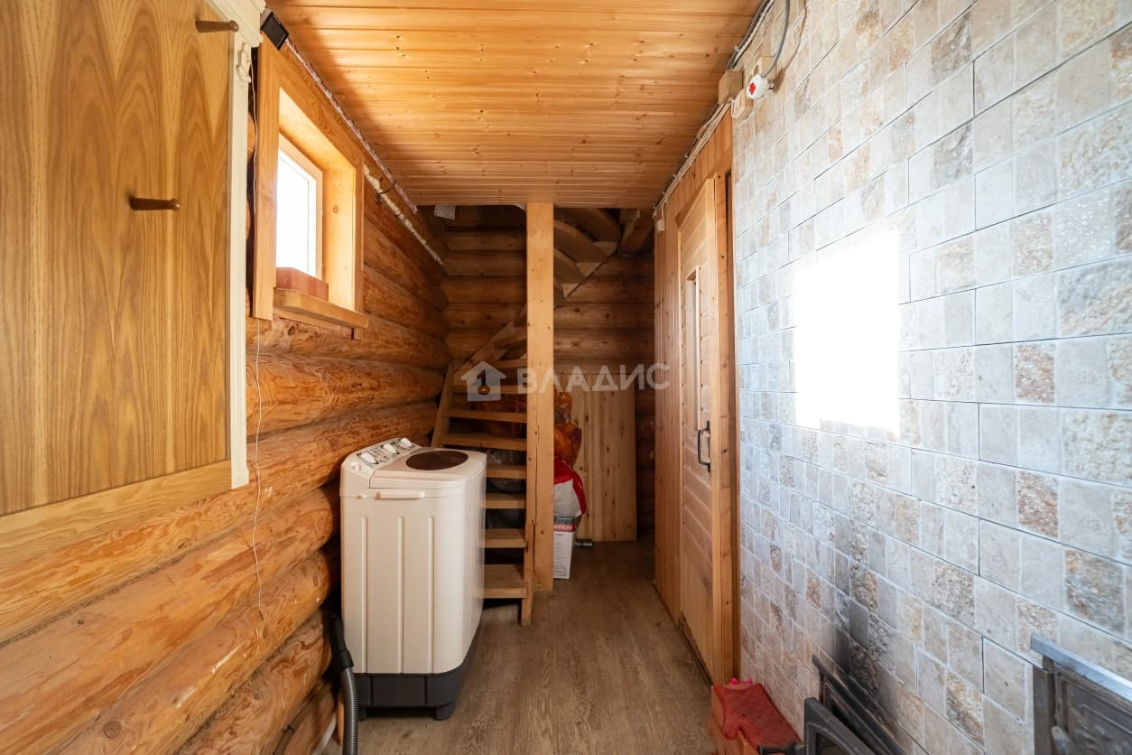 Photo 31
