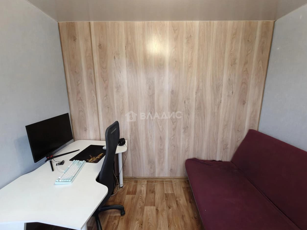 Photo 10