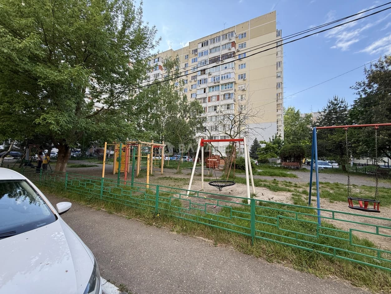 Photo 28
