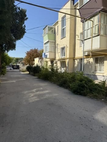 Снять квартиру в Керчи. Вариант № 2341462, 1, площадь - квм, цена 18000 рублей