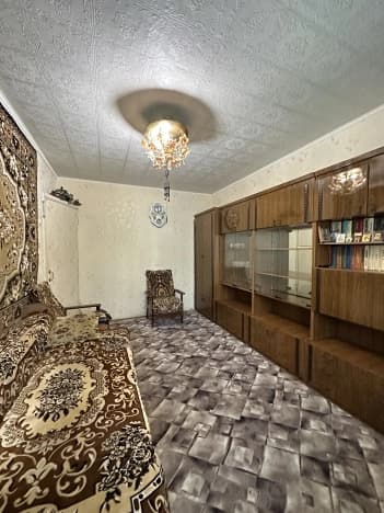 Купить квартиру с балконом на вторичке в Волгограде. Вариант № 2310369, 1, площадь - квм, цена 4180000 рублей
