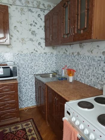 Снять квартиру в Микрорайоне 8-й, Тобольск в Тобольске. Вариант № 1128052, 0, площадь - квм, цена 45000 рублей