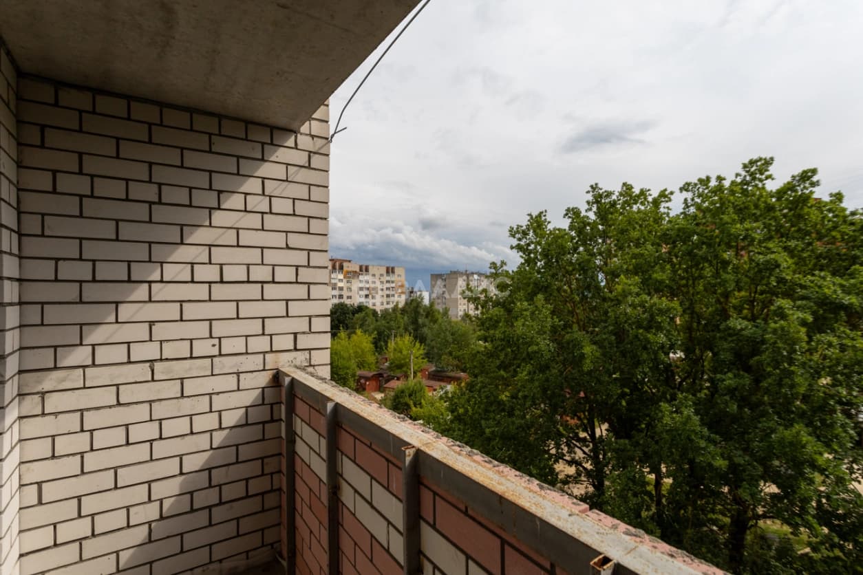 Photo 10
