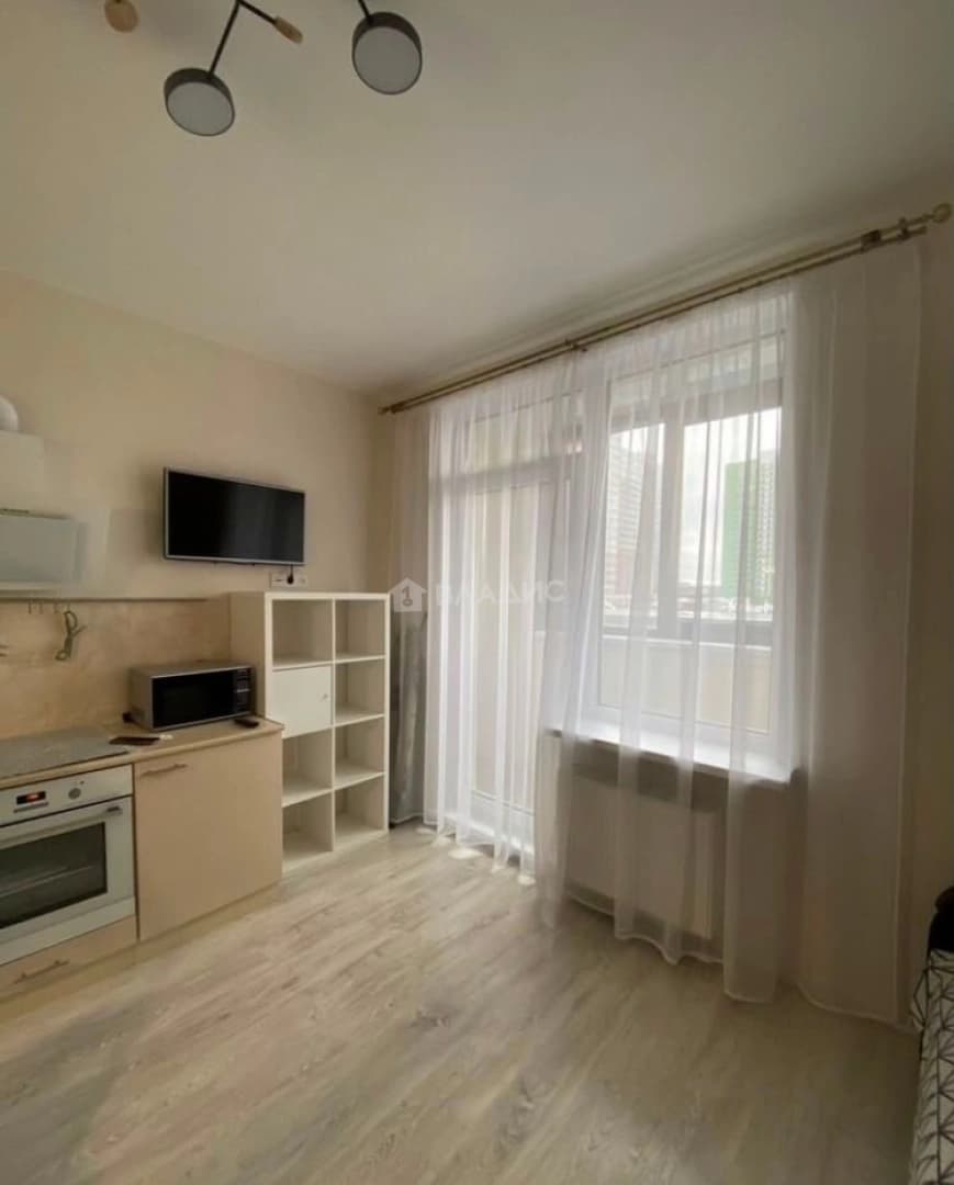 Photo 3