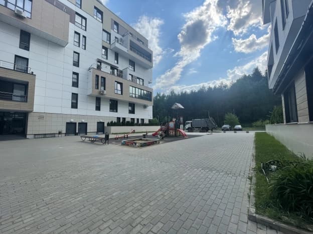 Купить двухкомнатную квартиру на вторичке на улице Генерала Тюленева в Москве. Вариант № 2185608, 1, площадь - квм, цена 11000000 рублей