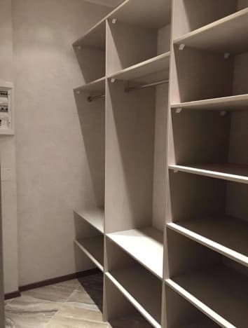 Купить квартиру на вторичке на улице 1-я Нововатутинская в Москве. Вариант № 2303860, 1, площадь - квм, цена 33900000 рублей