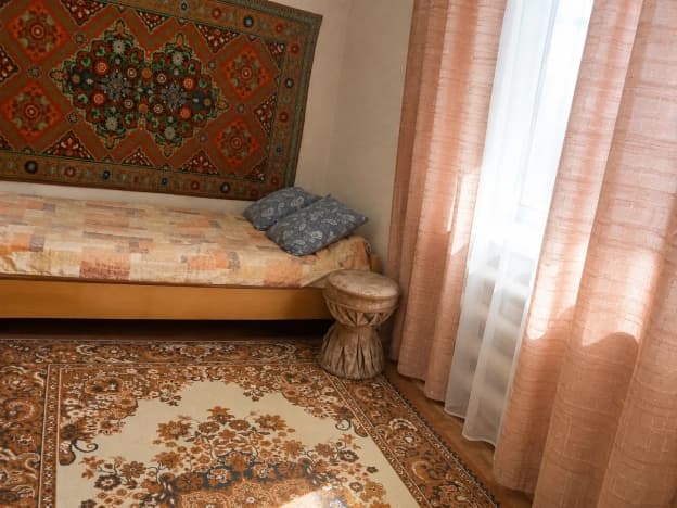 Купить трехкомнатную квартиру до 1 млн в Алтайском крае. Вариант № 2288711, 1, площадь - квм, цена 1200000 рублей