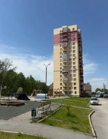 Купить однокомнатную квартиру на вторичке на улице Учительская в Новосибирске. Вариант № 2413812, 0, площадь - квм, цена 8900000 рублей