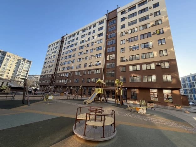 Купить однокомнатную квартиру площадью 50 кв.м в Симферополе. Вариант № 2352212, 0, площадь - квм, цена 6450000 рублей