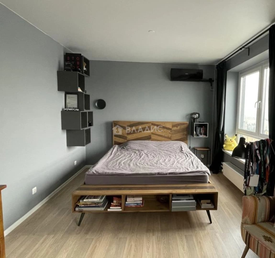 Photo 6