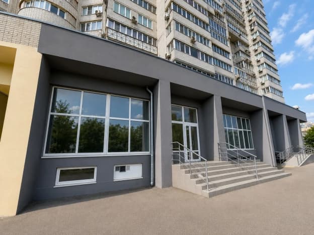 Снять коммерческую недвижимость в Мясниковском районе в Ростовской области. Вариант № 2122292, 0, площадь - квм, цена 243100 рублей