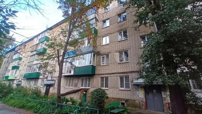 Купить трехкомнатную квартиру в Пензенской области. Вариант № 2367122, 0, площадь - квм, цена 3980000 рублей
