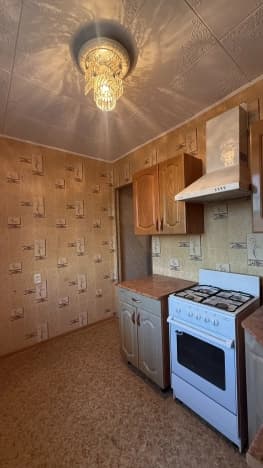 Купить квартиру с ремонтом в Микрорайоне 33-й, Октябрьский в Октябрьском. Вариант № 2366117, 1, площадь - квм, цена 2550000 рублей
